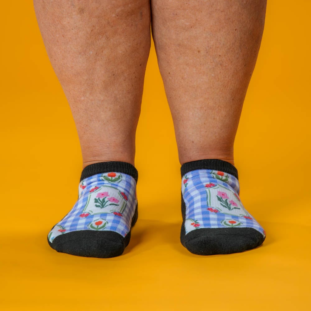 Viasox Lavender Picnic Ankle Socks side view