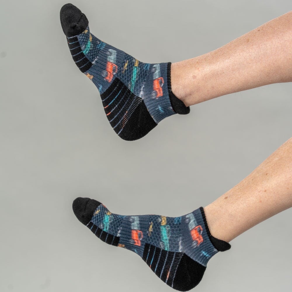 Keep on Truckin Ankle Compression Socks – Viasox