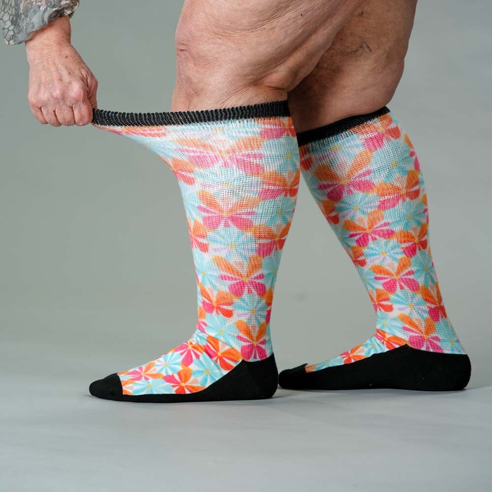 Viasox Groovy Blooms EasyStretch Socks alternate view