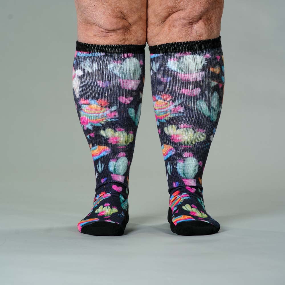 Viasox Llama Love EasyStretch Socks stretched display