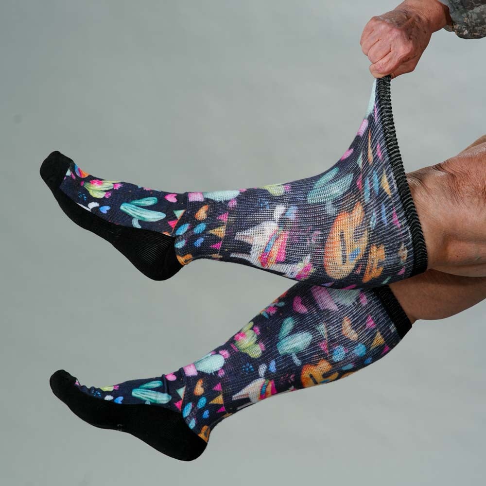 Viasox Llama Love EasyStretch Socks alternate view