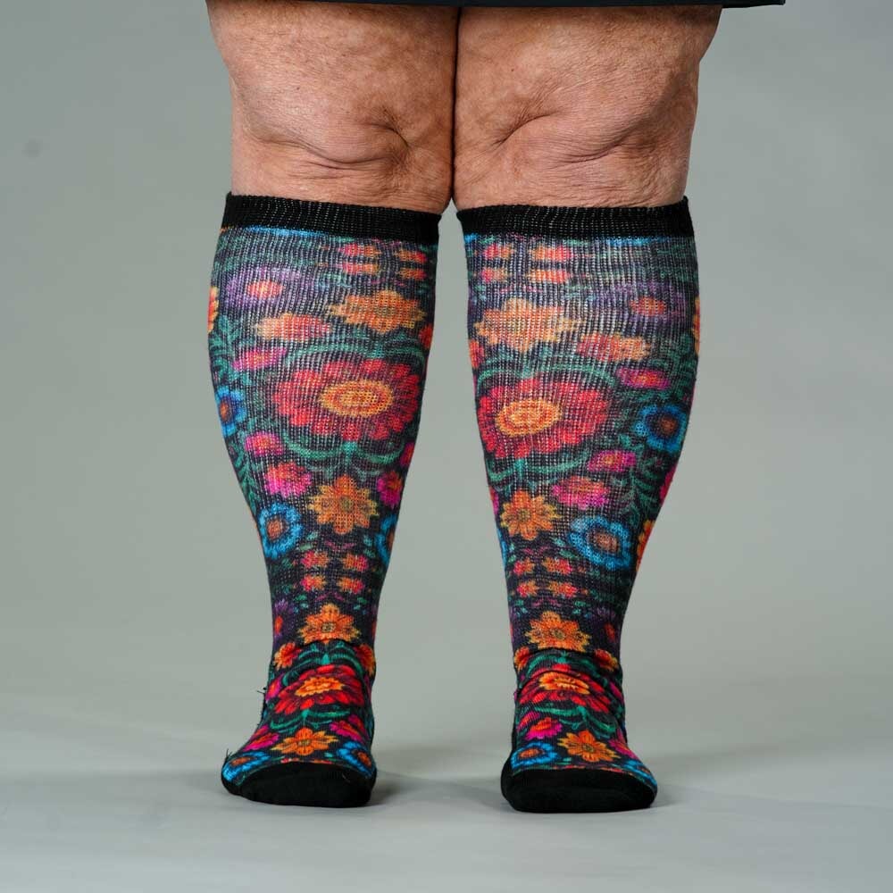 Viasox Cinco de Mayo EasyStretch Socks stretched display