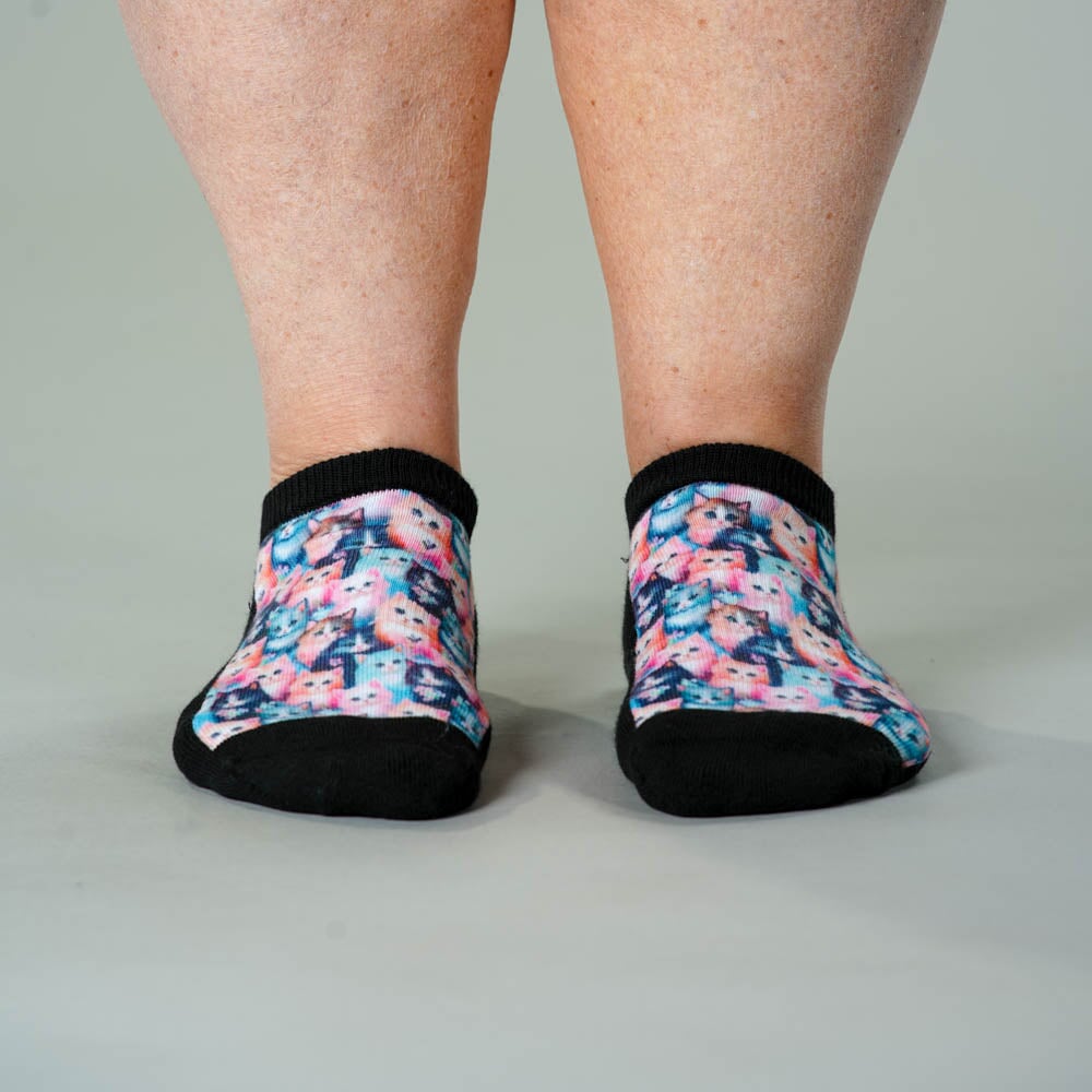 Viasox Flower Cats Ankle Socks side view