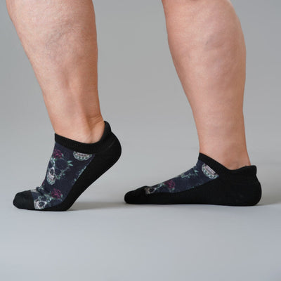 Skulls and Roses Ankle Socks