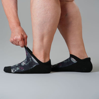 Skulls and Roses Ankle Socks