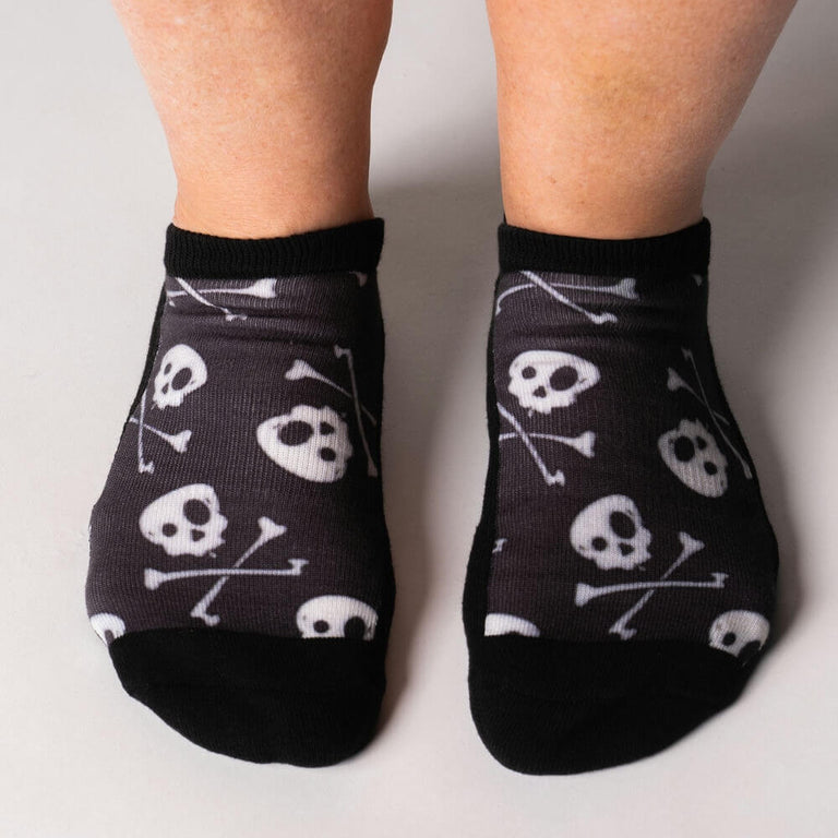 Skull & Bones Ankle Socks