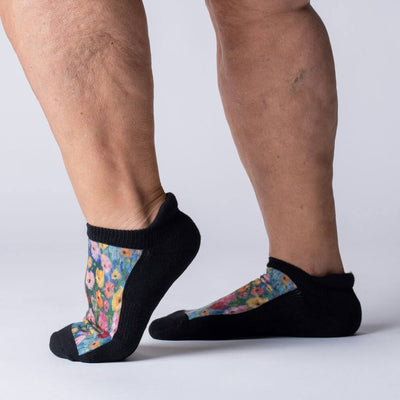 Viasox Wildflower Ankle Socks stretched display