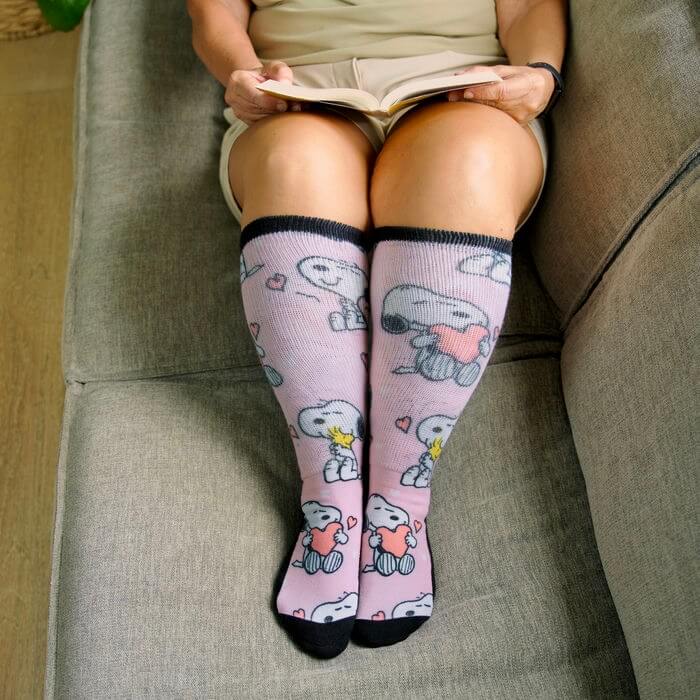 Snoopy Love EasyStretch™ Socks